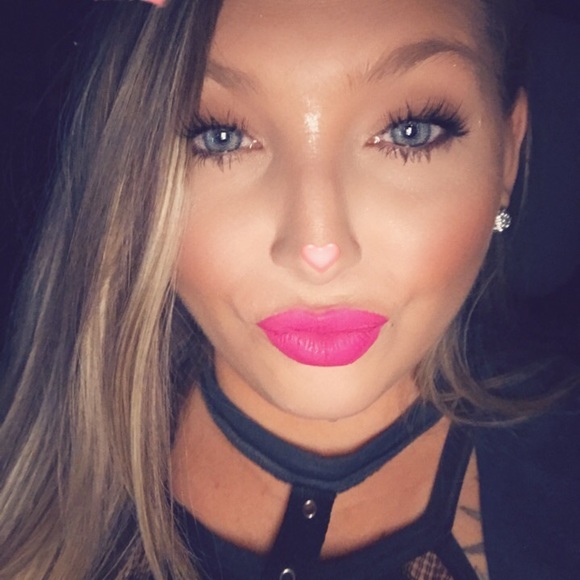 Meet your Posher, Ashley - Picture 1 of 1